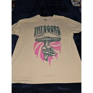 The doors graphic tee womens size medium